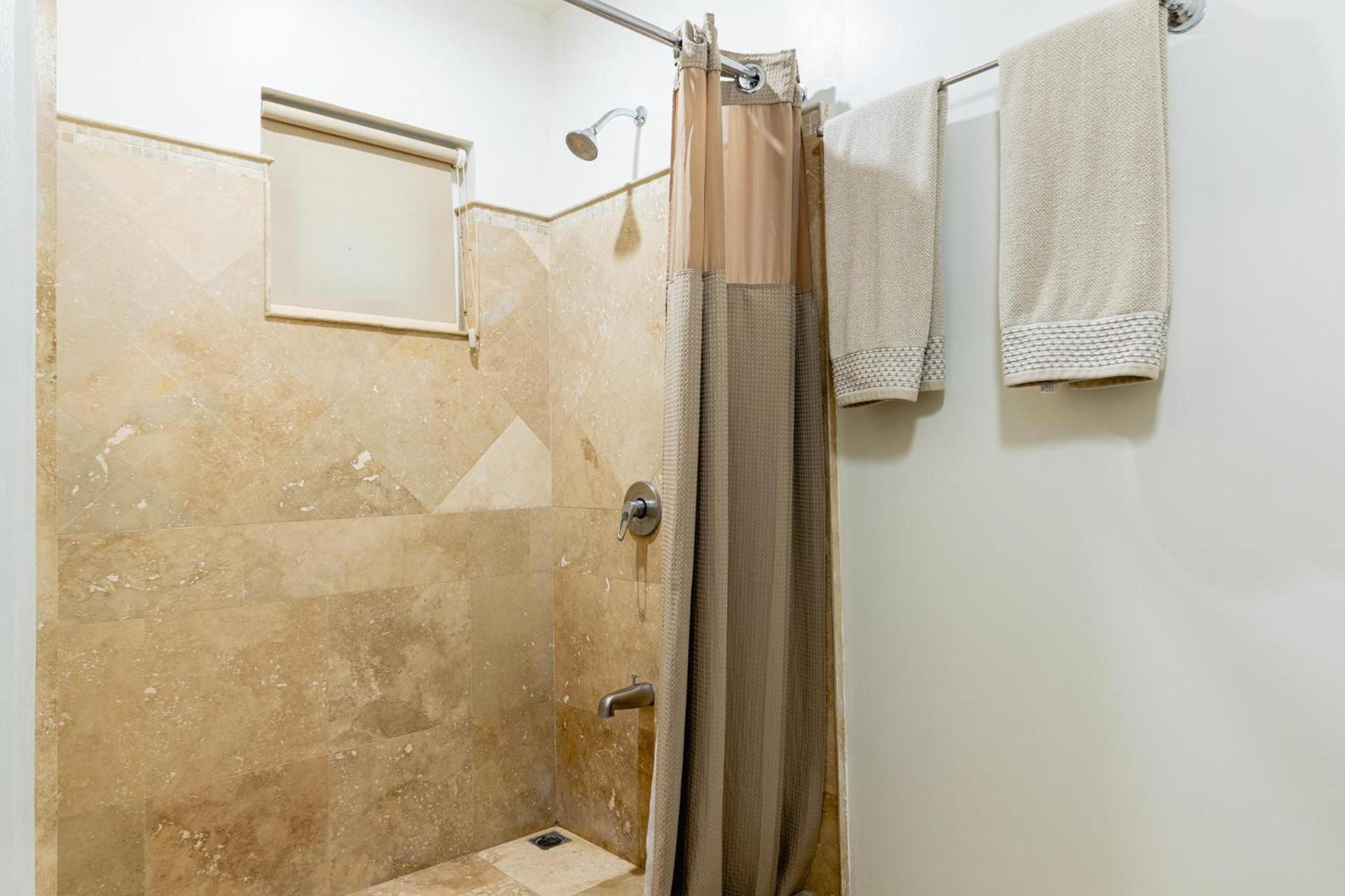 Matapalo 103- 2 Bedroom Poolside Condo At Tamarindo Exterior photo